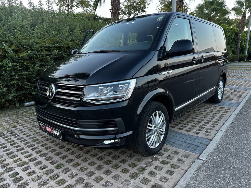 Volkswagen Multivan 2.0 TDI 204 Corta 4Motion Highline 7L 4p Aut